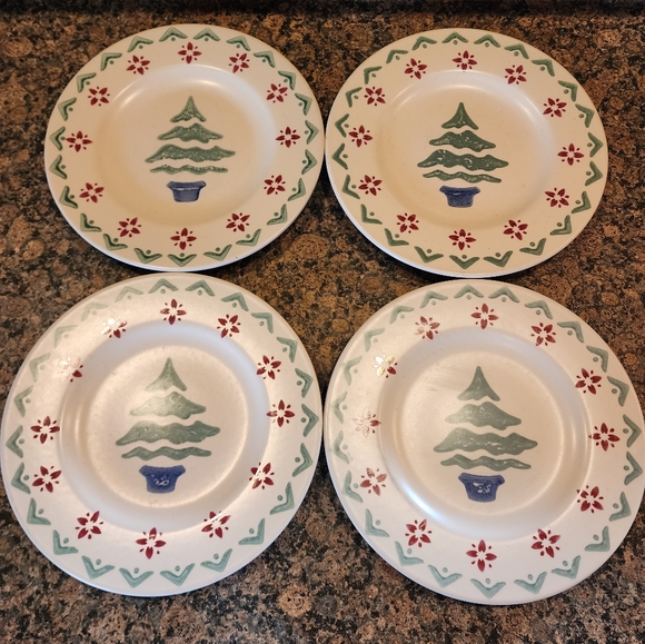 Pfaltzgraff Nordic Christmas 8" Salad Plate, Set of 4 - Picture 1 of 6